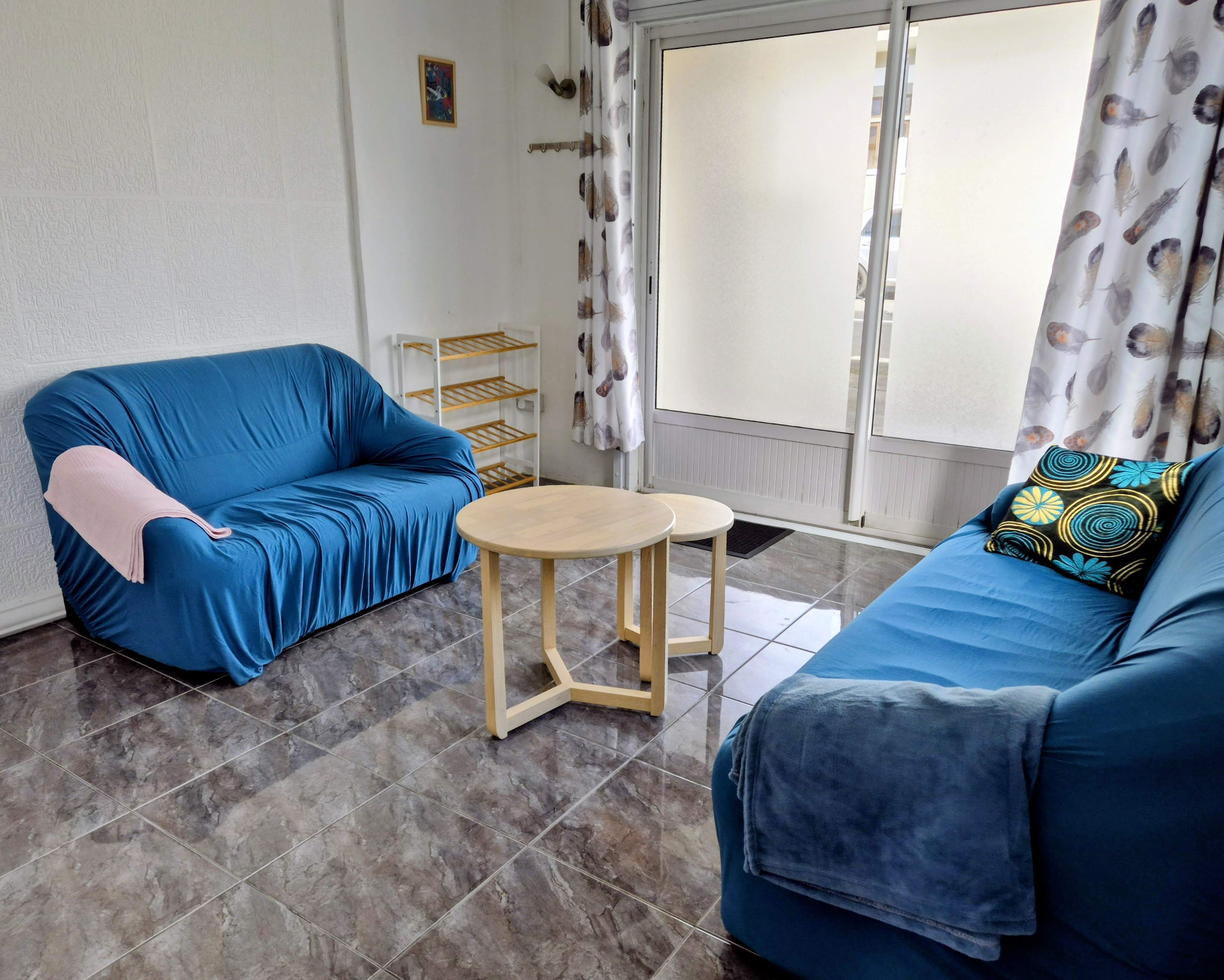 Living room – bright open plan